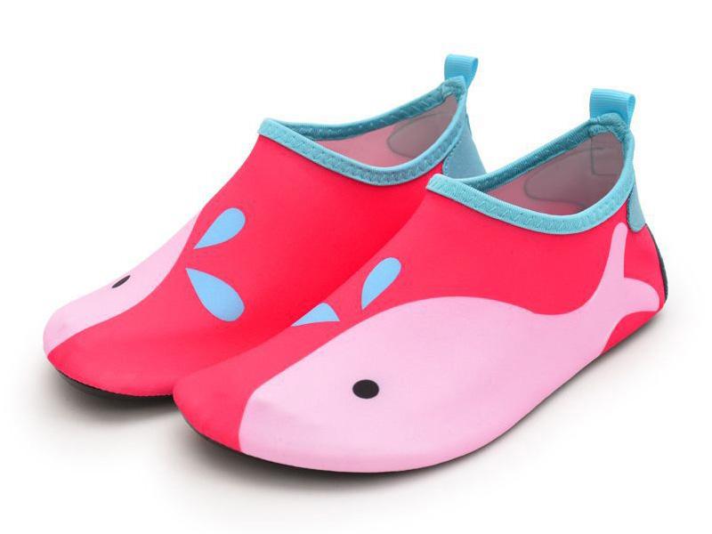 Vibrant swimming shoes for aquatic sports